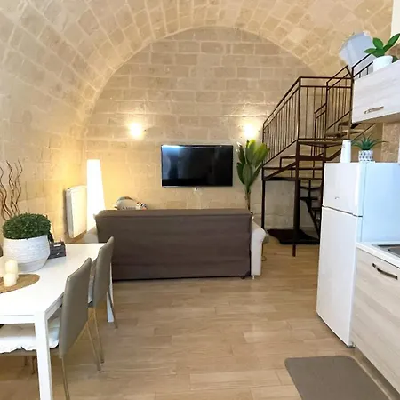 Apartment La Casa Nel Tufo Canosa di Puglia